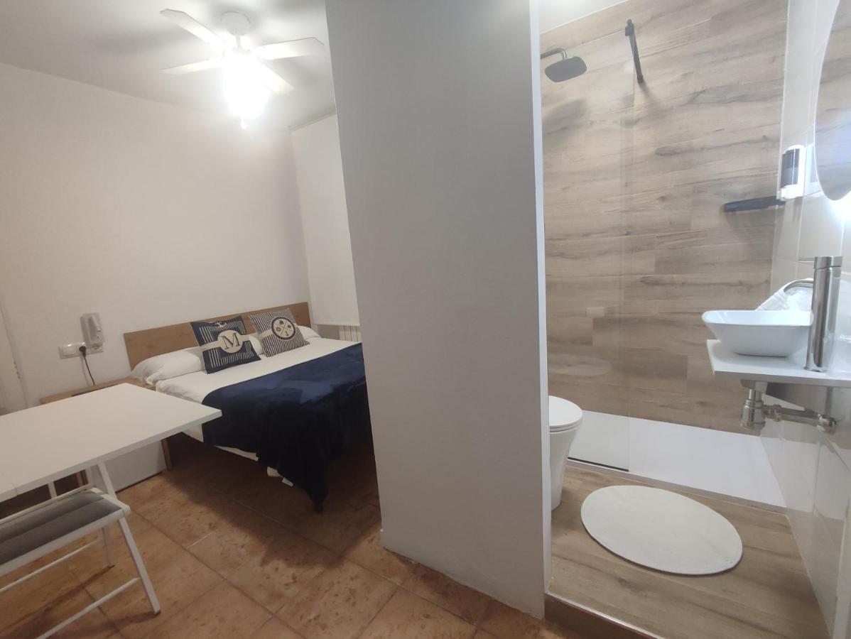 Single Room,1334409371:JPEG